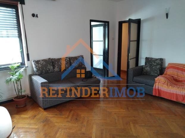 Unirii apartament 4 camere de vanzare